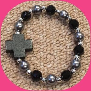 ✝ Classy Cross Bracelet! ✝